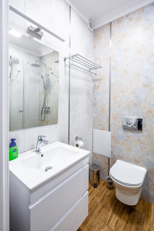 Romari Площа Катедральна 8 Lviv Exterior foto