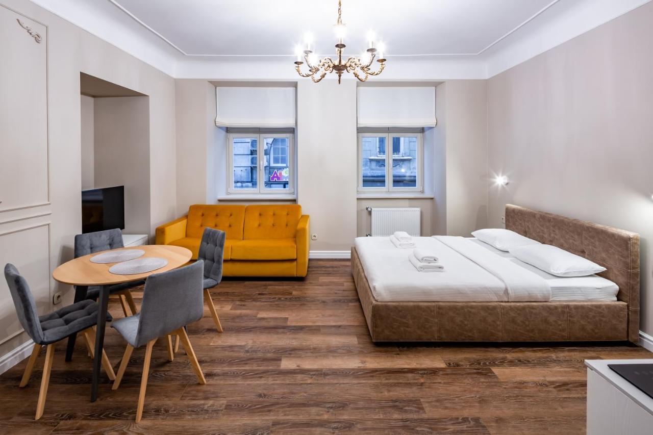 Romari Площа Катедральна 8 Lviv Exterior foto